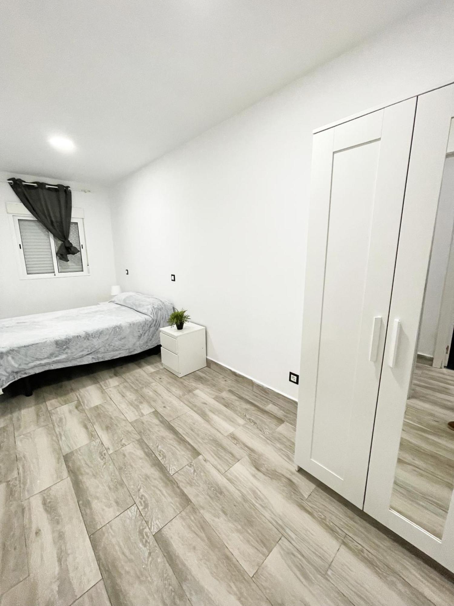 Apartments Near Metro Madryt Zewnętrze zdjęcie
